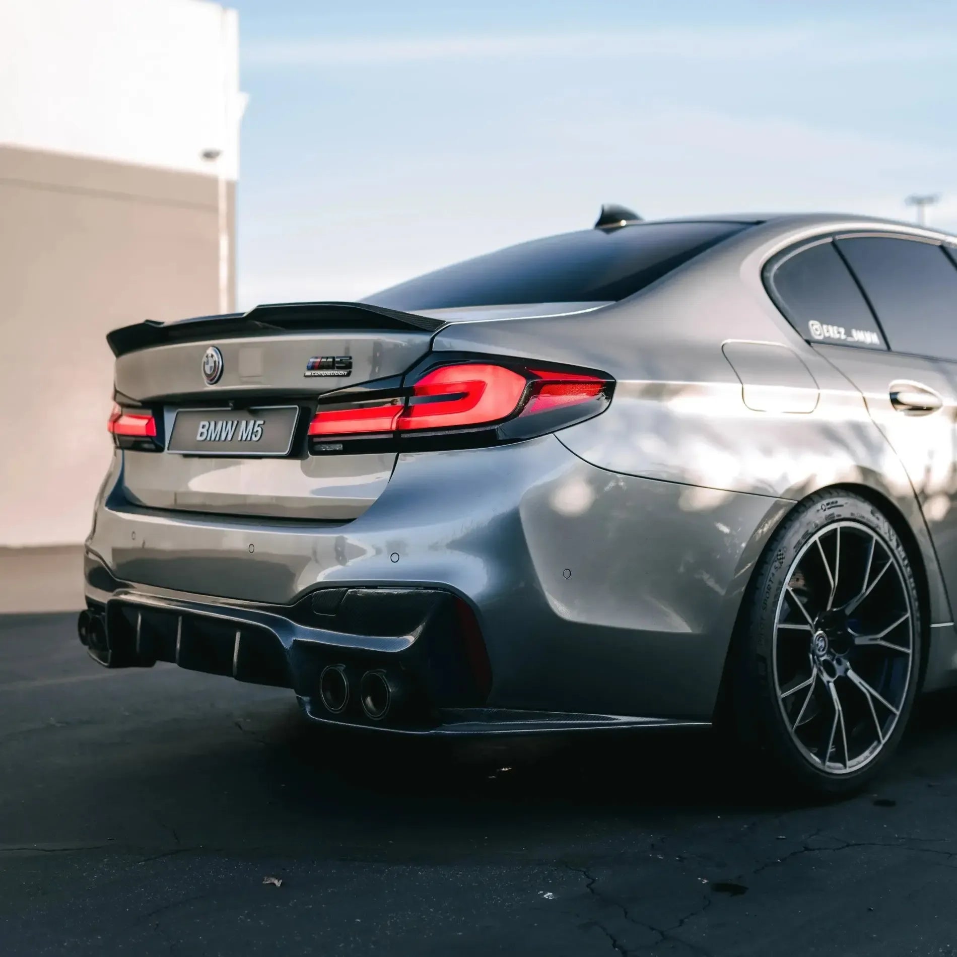 3D Style Carbon Fiber Rear Diffuser - BMW F90 M5 & G30 5 Series