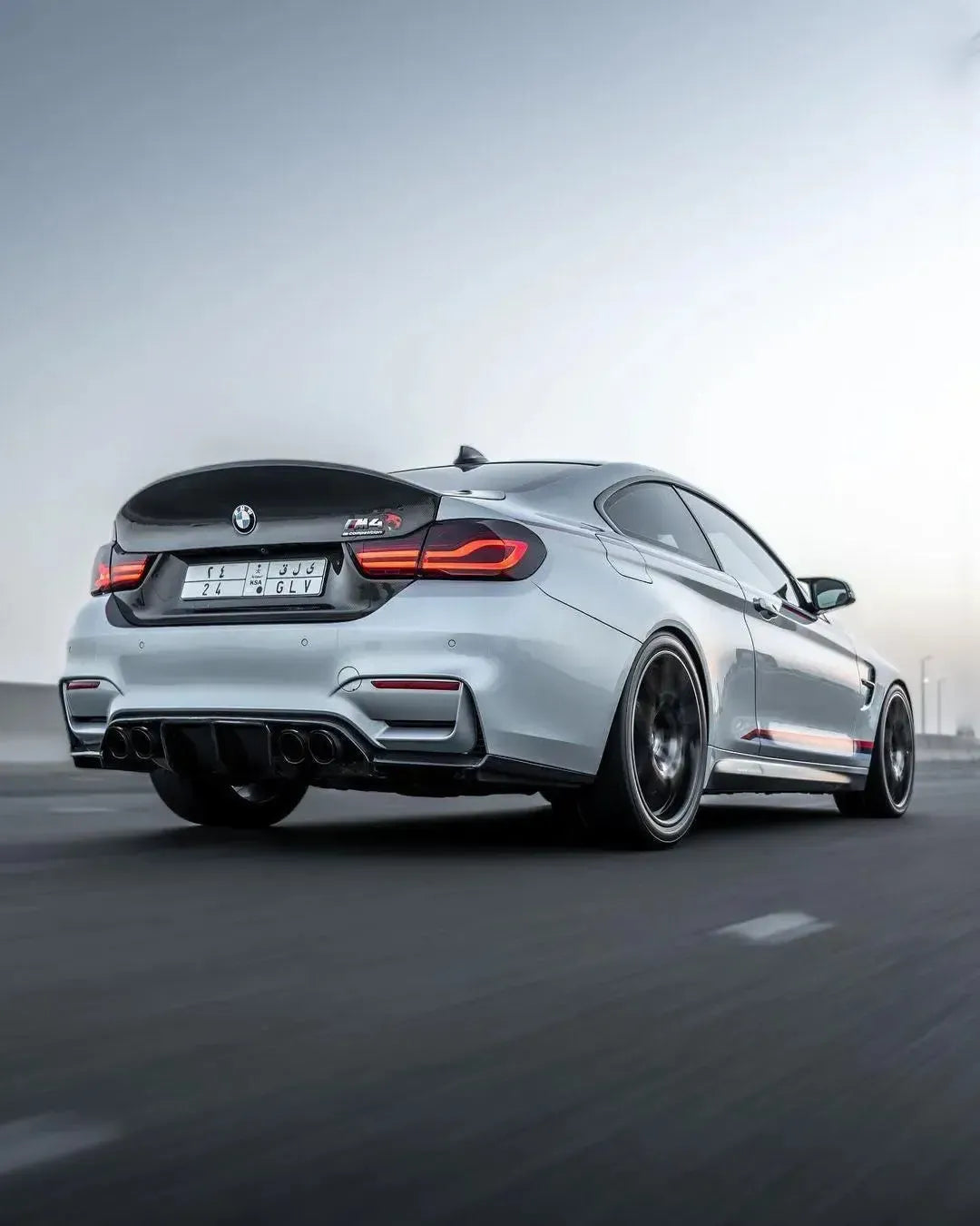 CSL Style Carbon Fiber Rear Trunk - BMW F82 M4