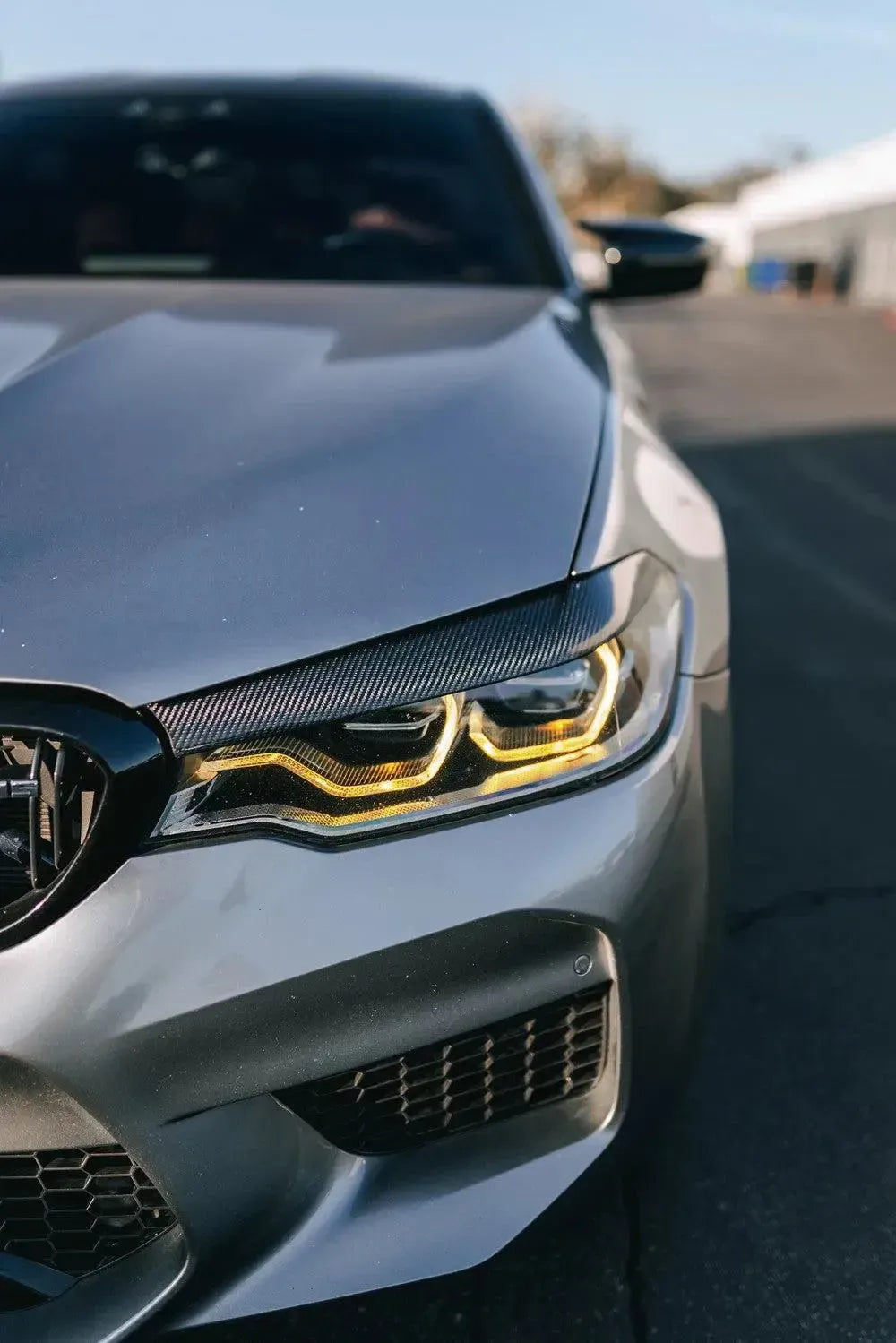 Carbon Fiber Eyelid Headlight Trim - BMW F90 M5