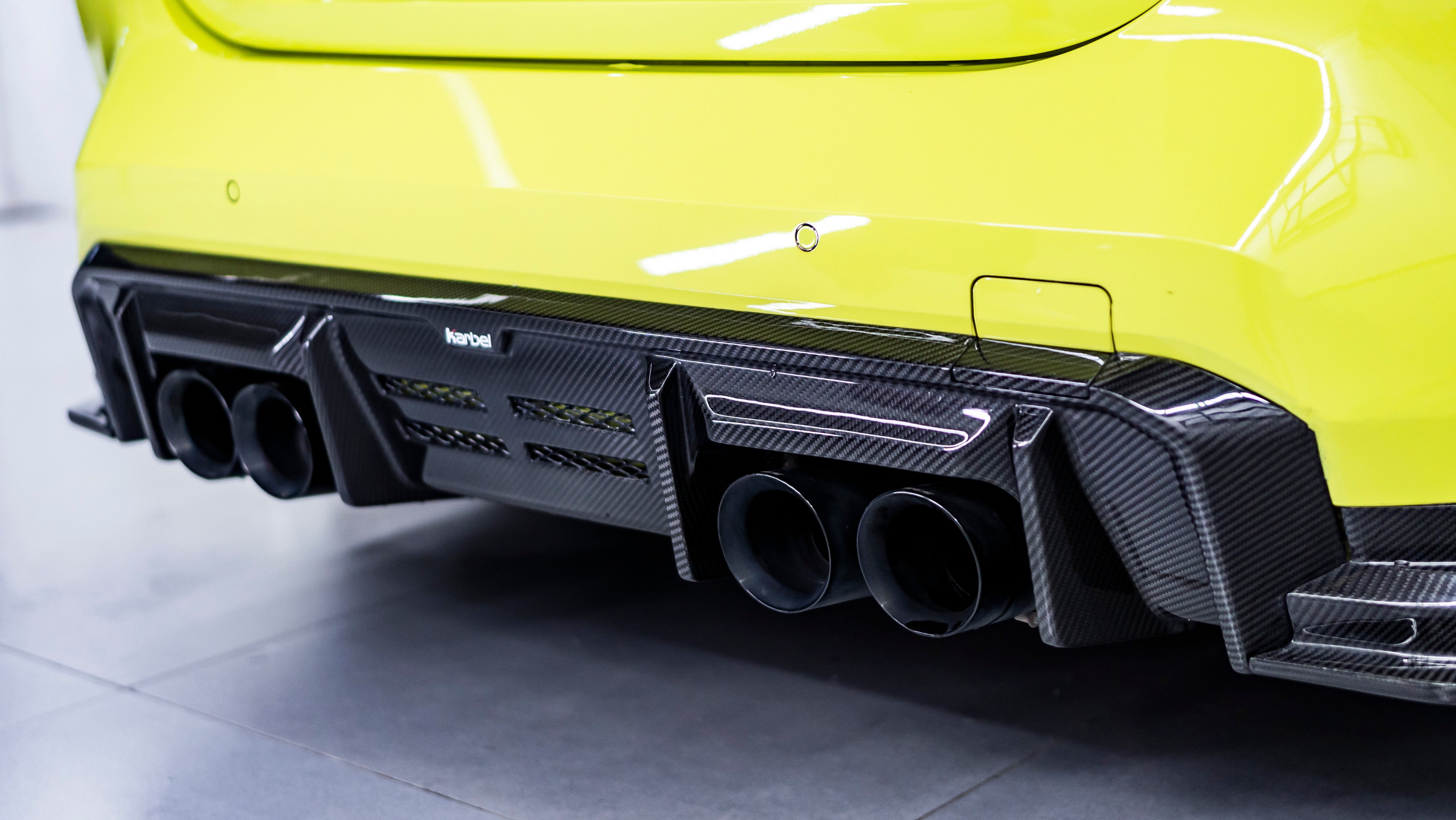KB Style Carbon Fiber Rear Diffuser with Canards - BMW G82/G83 M4
