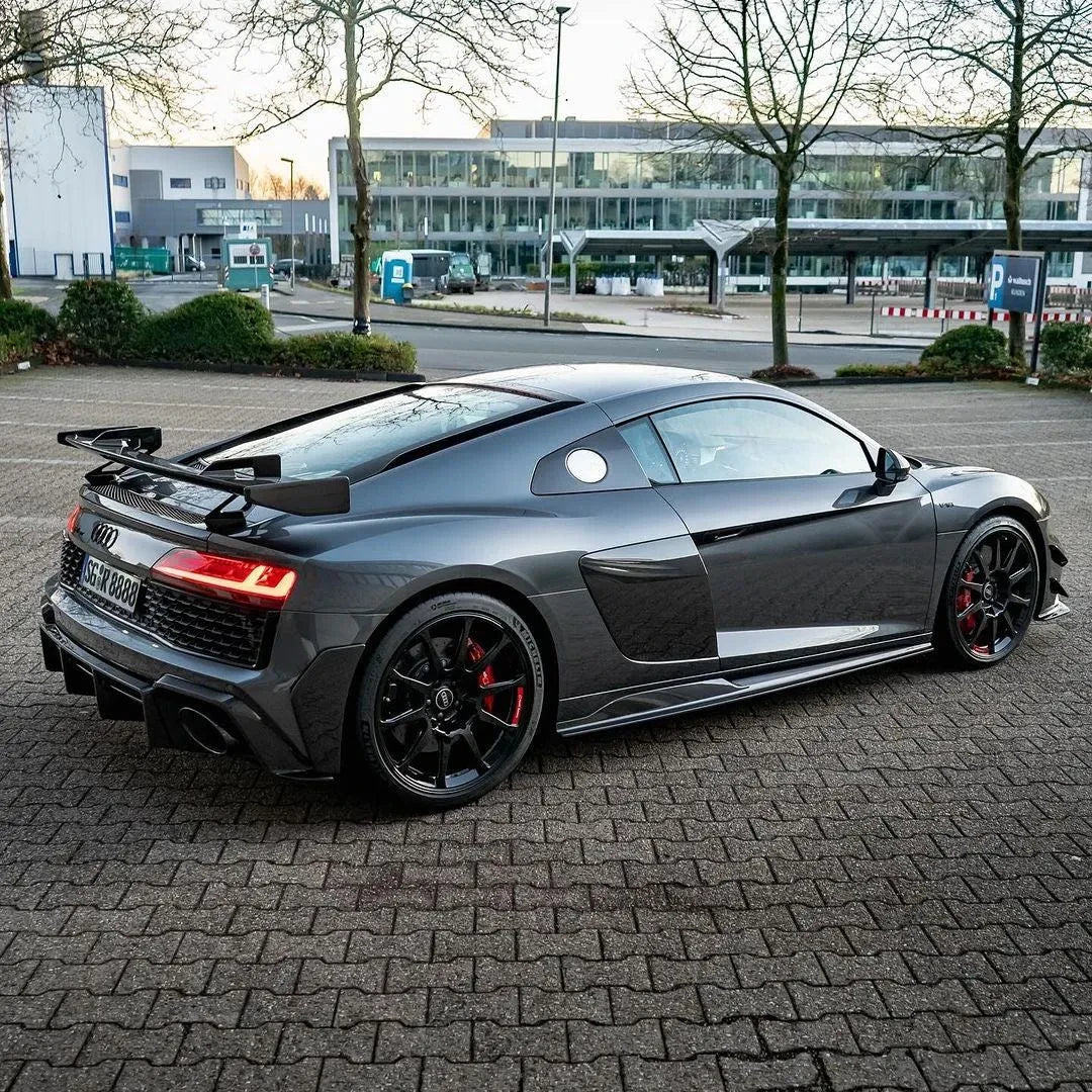 Performance Style Carbon Fiber Side Skirts - Audi R8 V10 Gen 2 Facelift