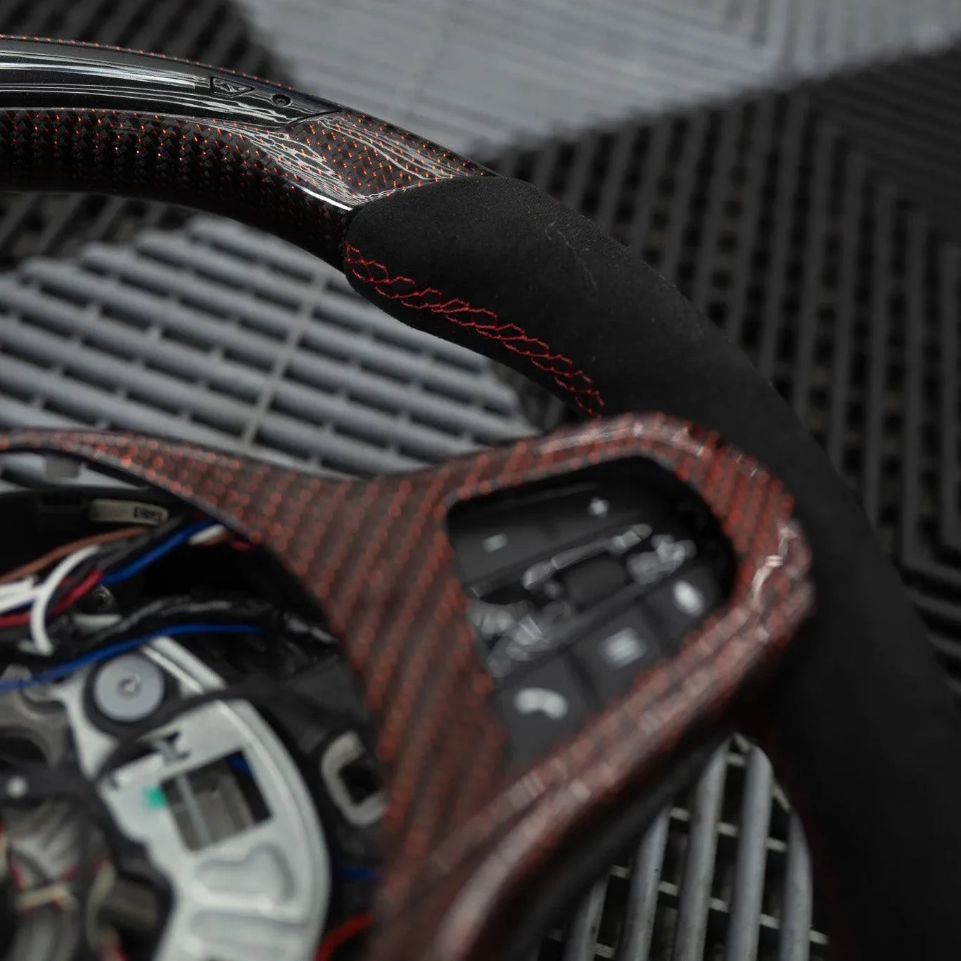 Pre-Configured Carbon Fiber Steering Wheel – Ready to Ship Today