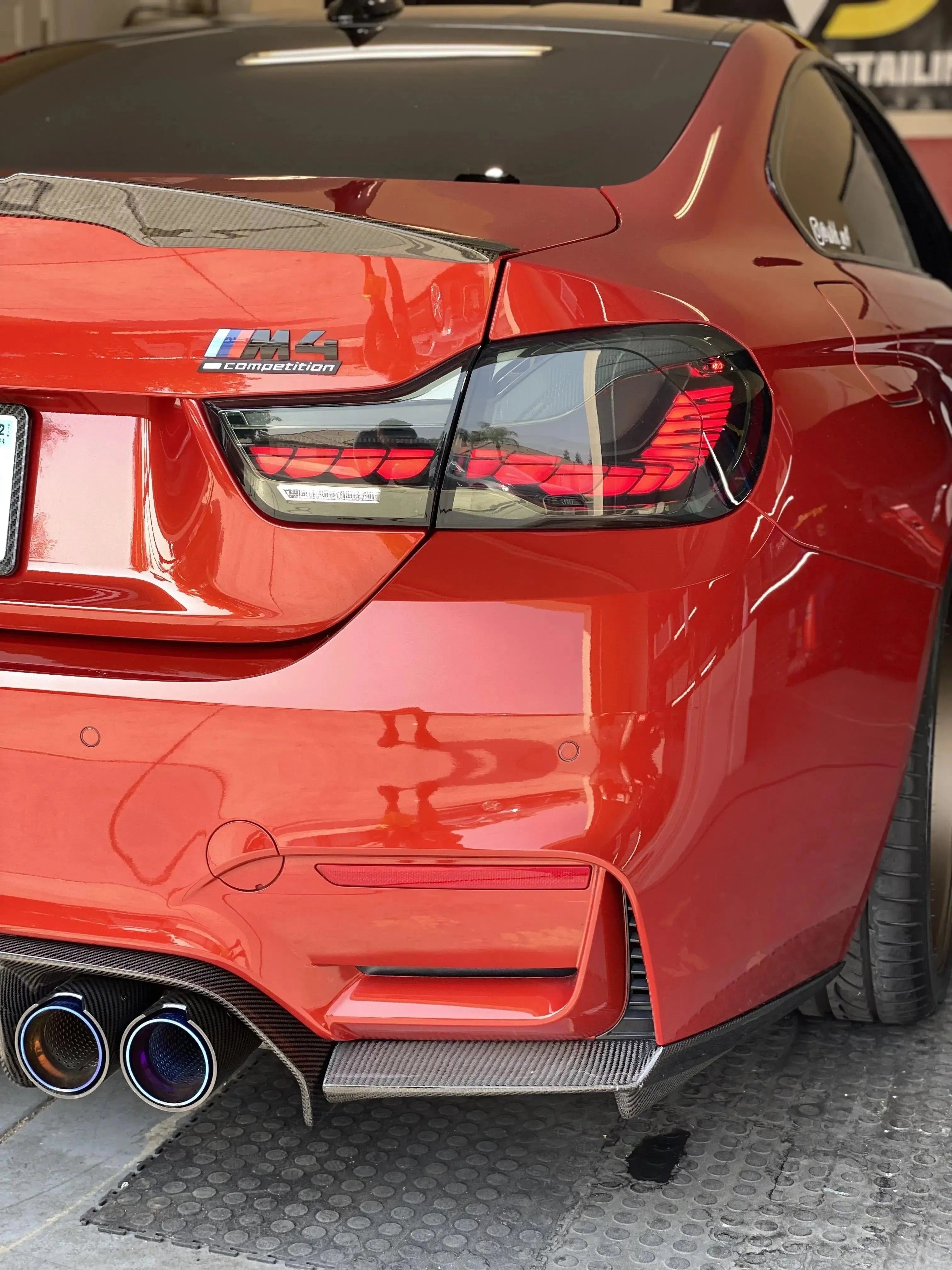 V Style Carbon Fiber Rear Canard Splitters - BMW F80 M3 & F82 / F83 M4