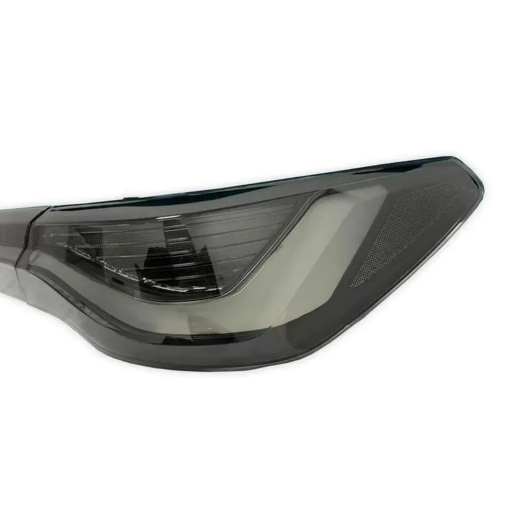 Clear OEM Style LED Taillight - BMW G82/G83 M4 & G22/G23/G26 4 Series