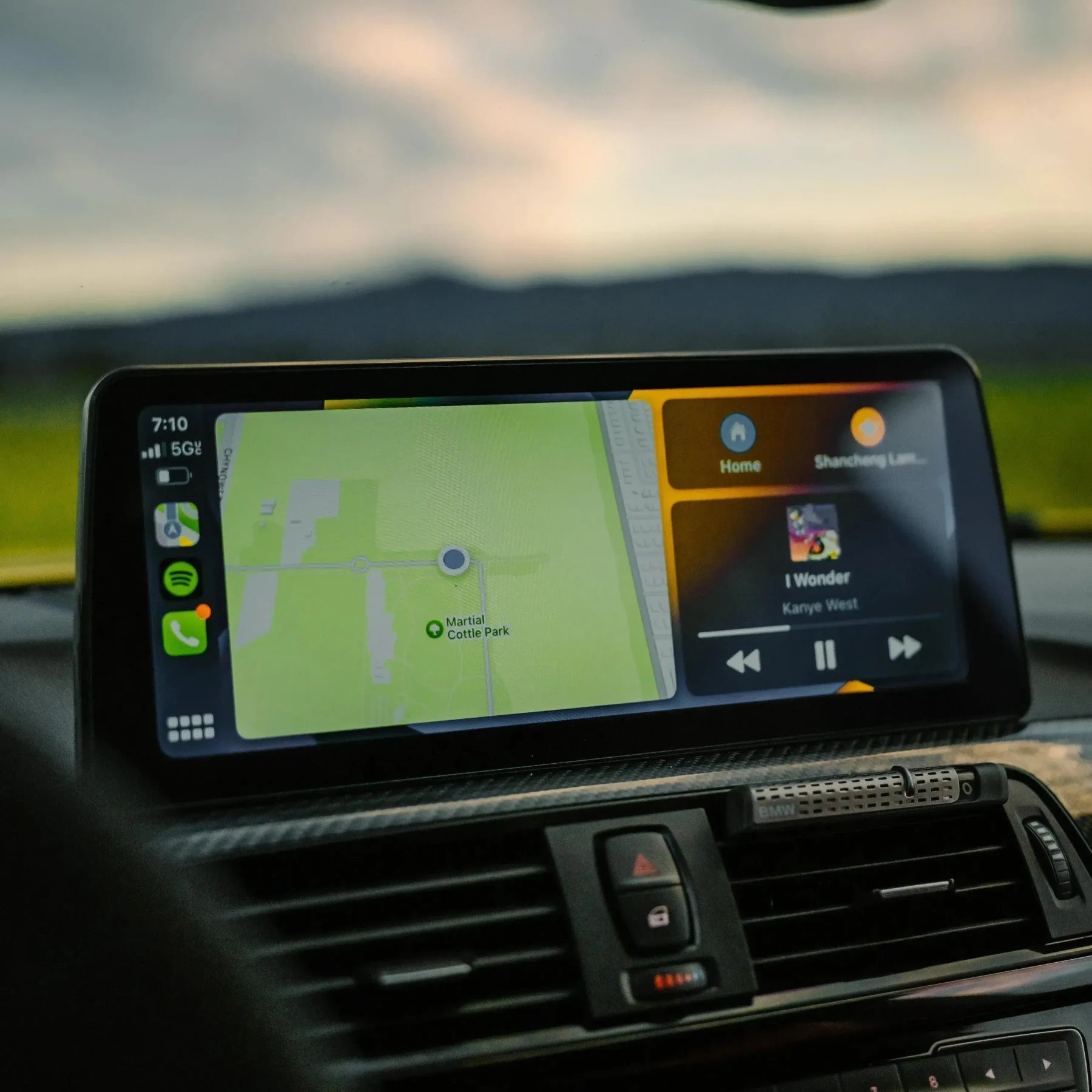 Apple Carplay & Android Auto Display Screen Upgrade - BMW F20/F21 1 Series