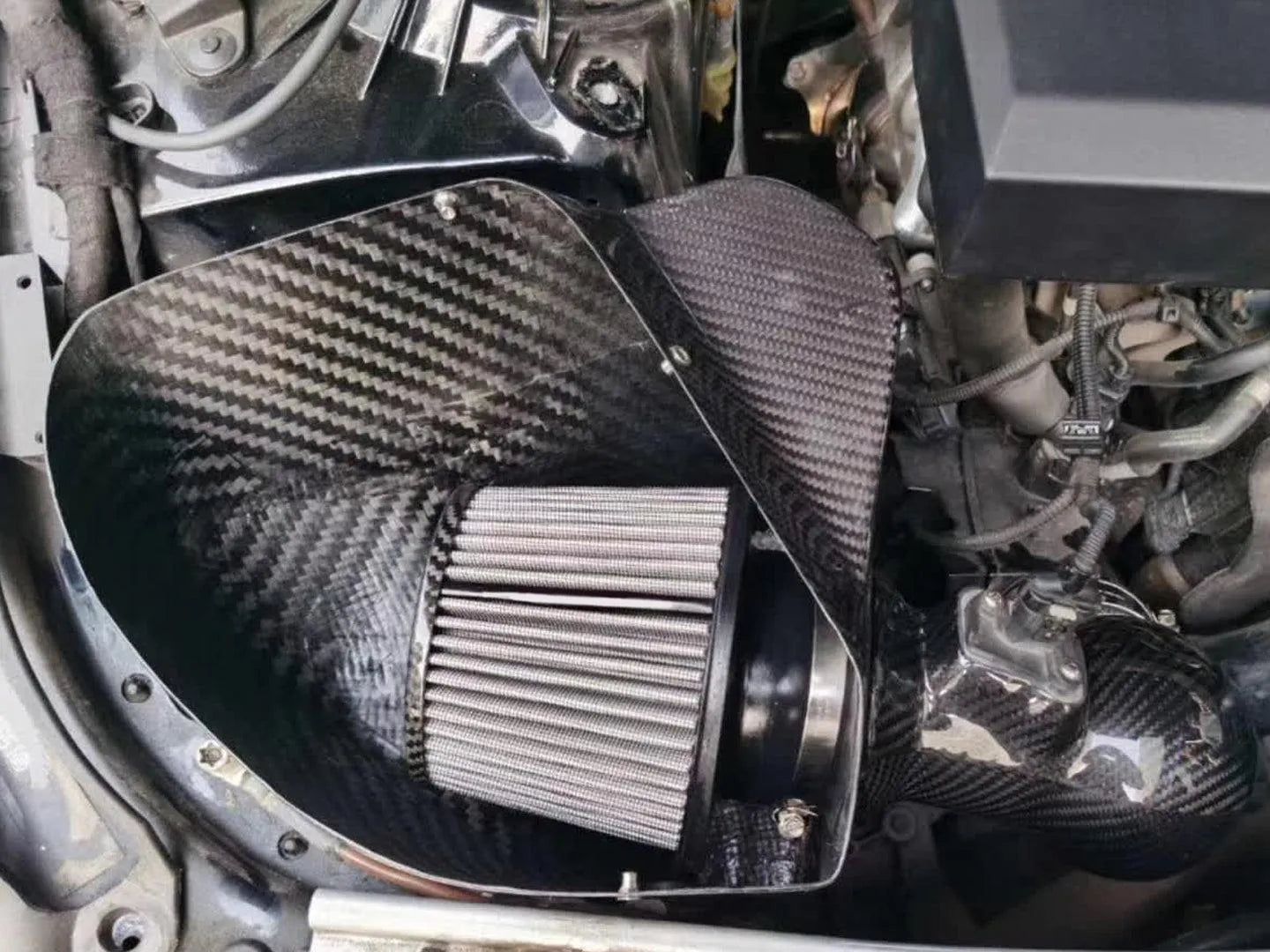 B48 Carbon Fiber Intake System - BMW G30 / G31 5 Series