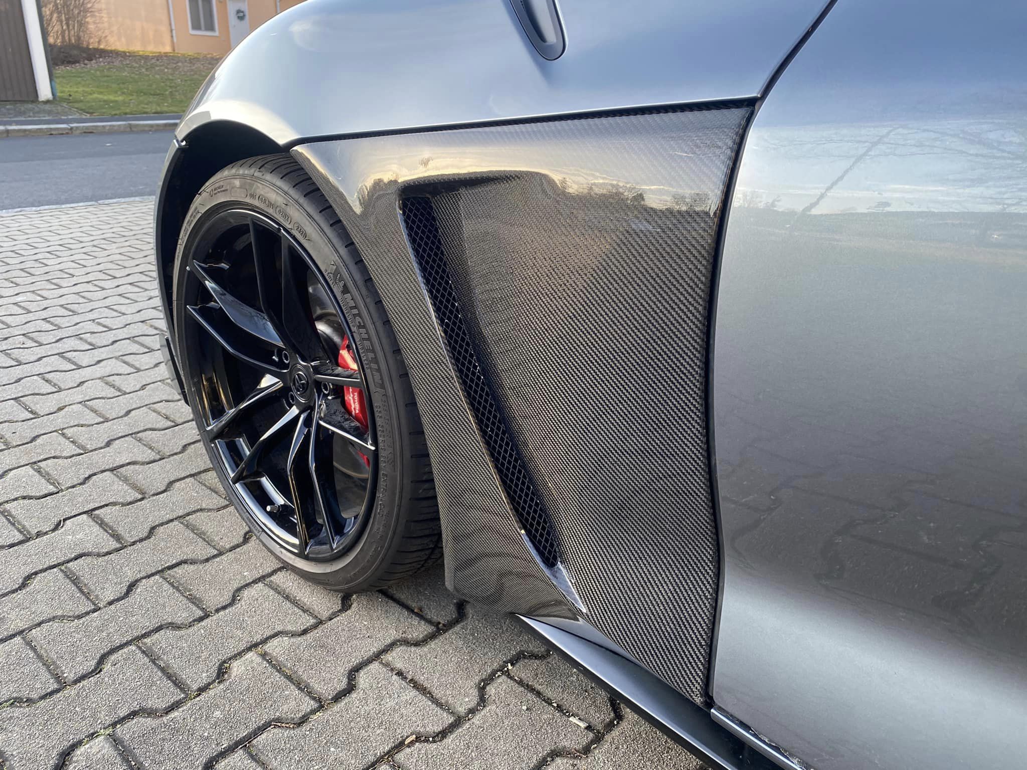 Carbon Fiber Front Fender Set - Toyota A90 GR Supra