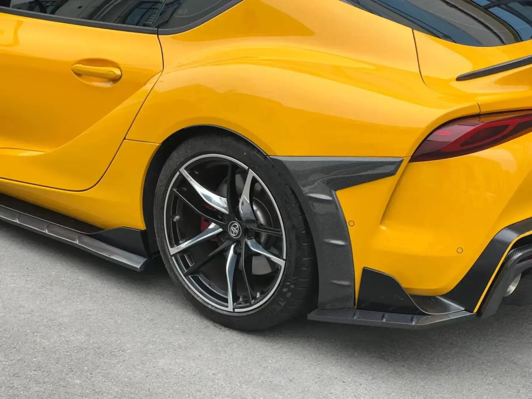 Carbon Fiber Front Fender Trims - Toyota A90 Supra