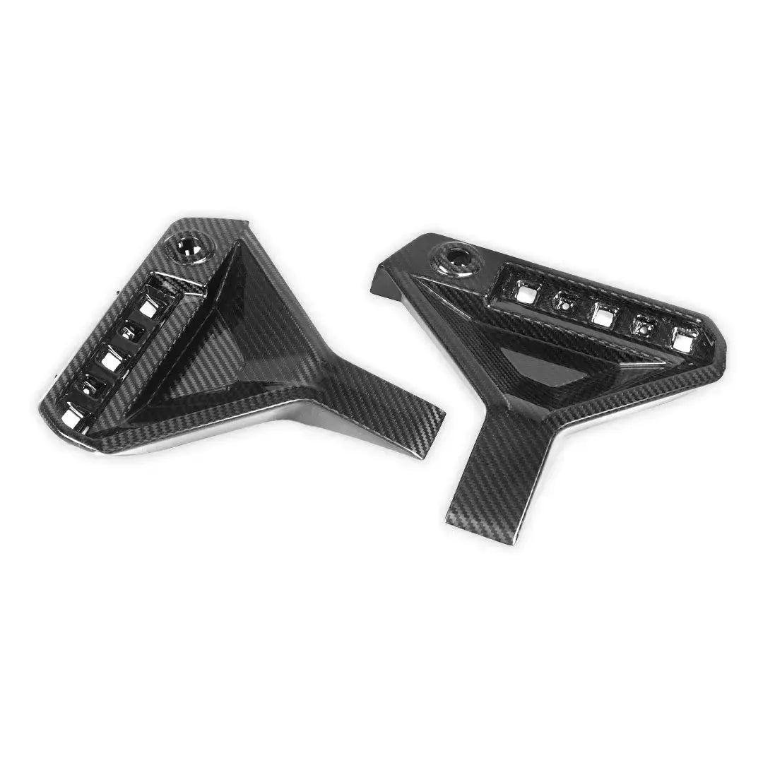 Carbon Fiber Rear Reflector Trim - BMW G87 M2