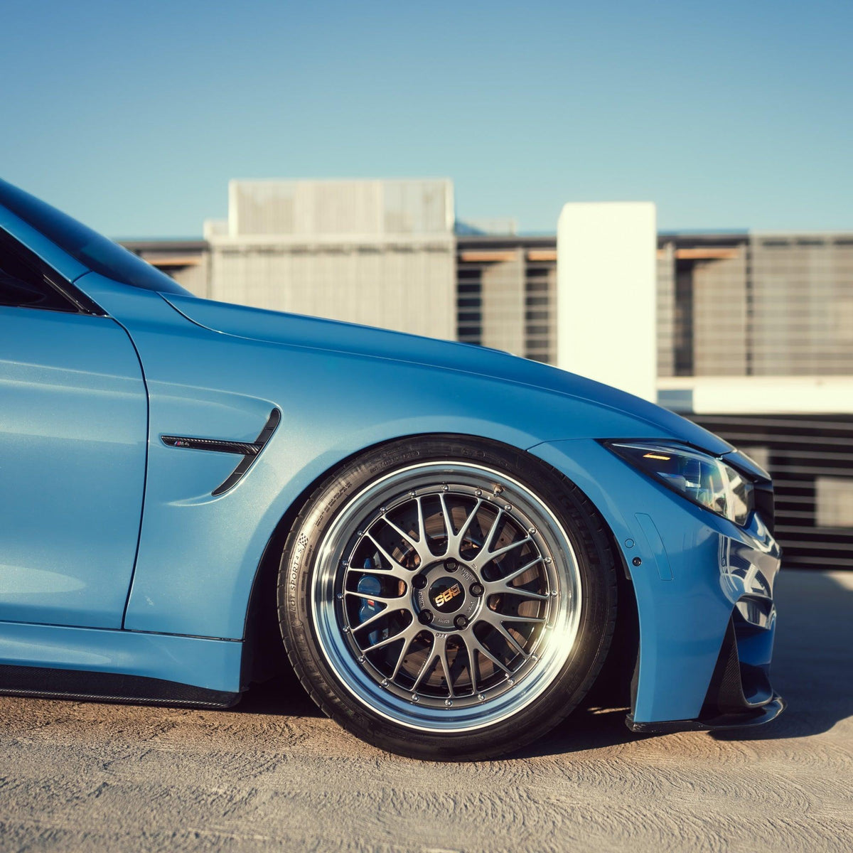 Carbon Fiber Fender Vent Trim Set - BMW F80 M3 & F82 / F83 M4