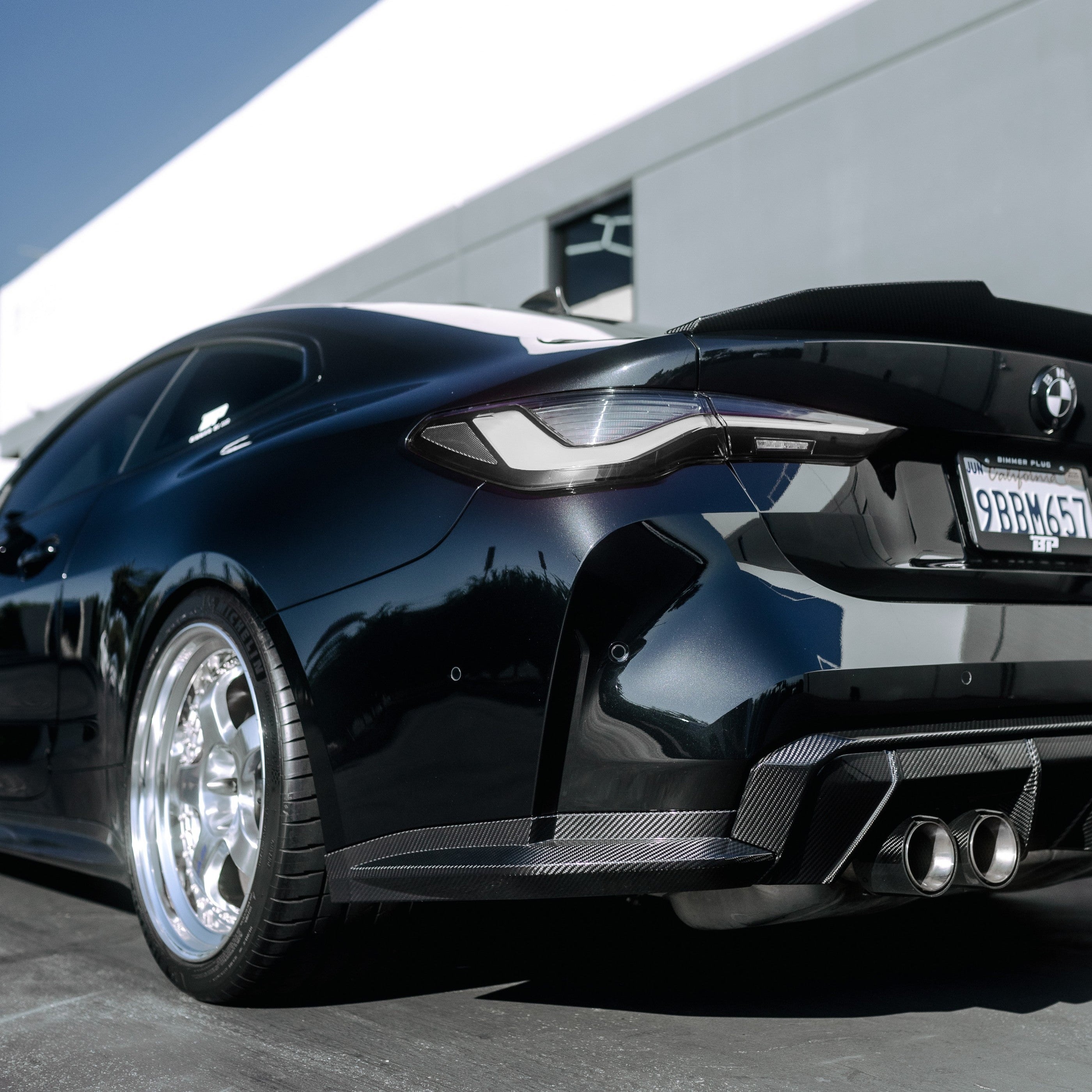 Clear OEM Style LED Taillight - BMW G82/G83 M4 & G22/G23/G26 4 Series