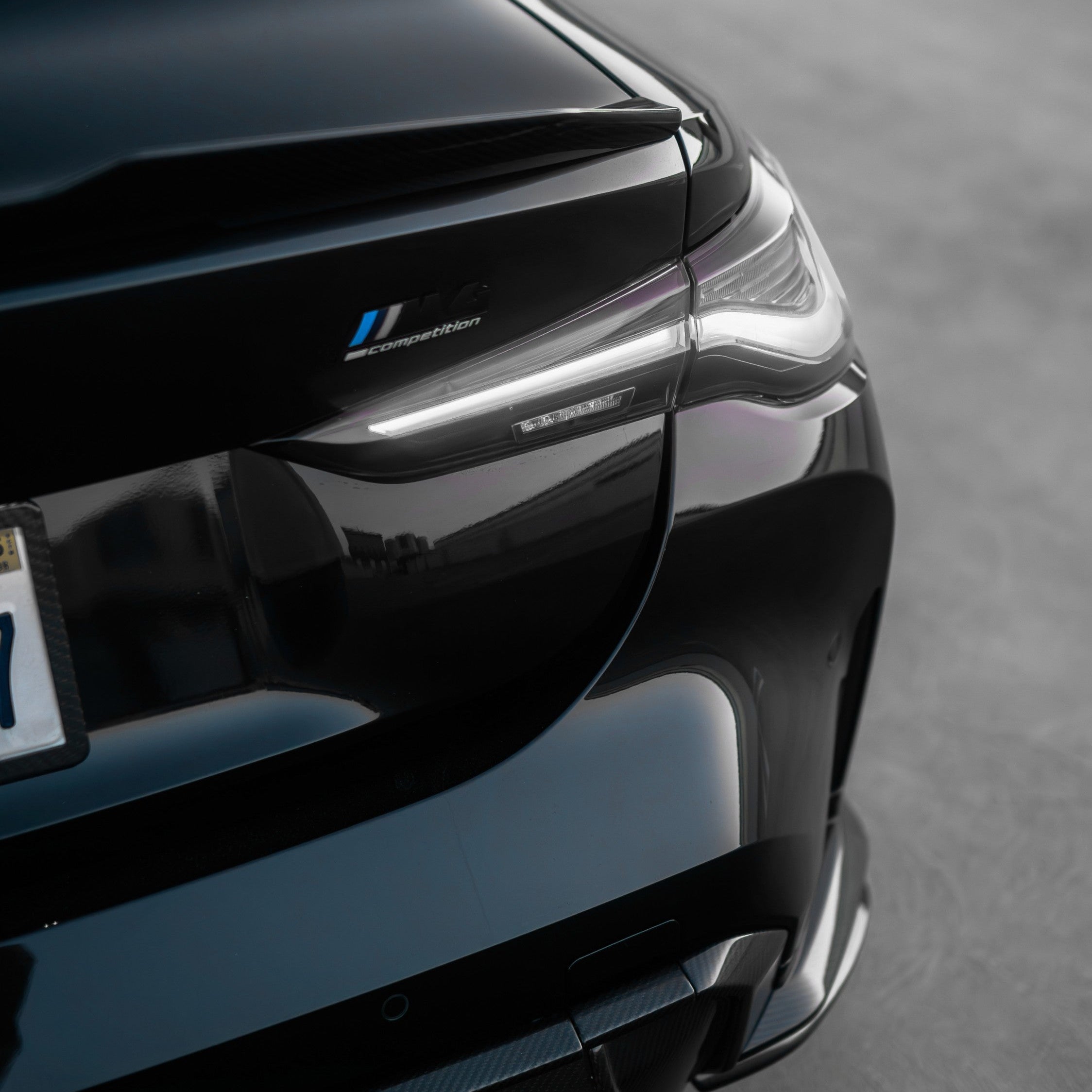 Clear OEM Style LED Taillight - BMW G82/G83 M4 & G22/G23/G26 4 Series