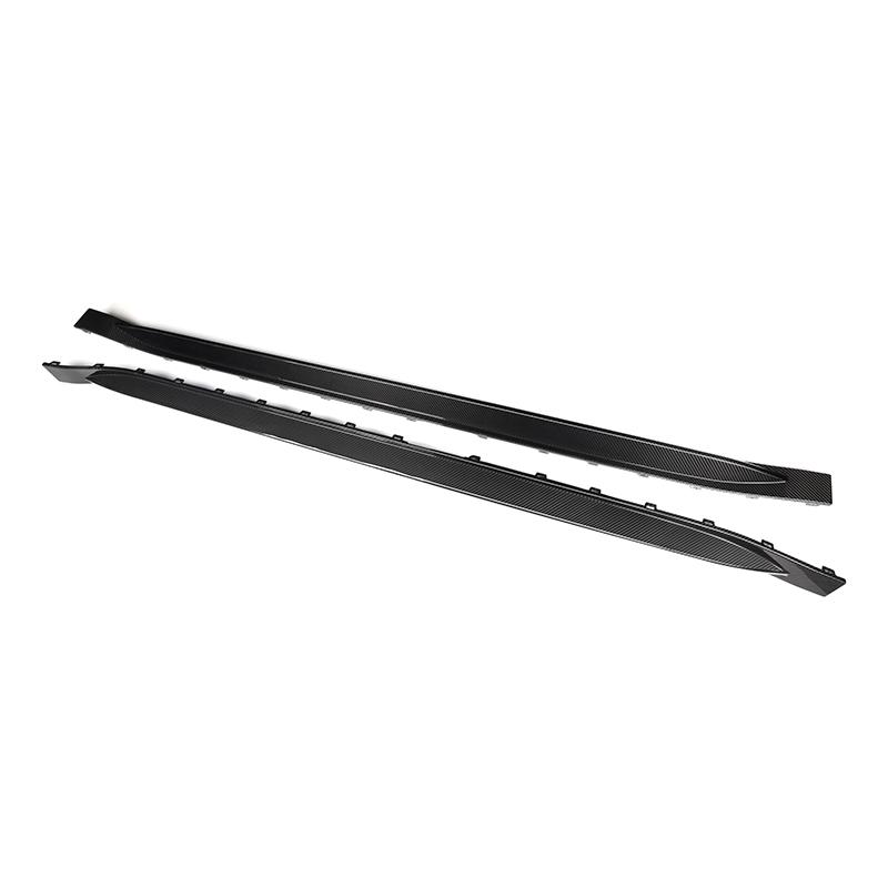 G8X M3/M4 Carbon Fiber Side Skirts