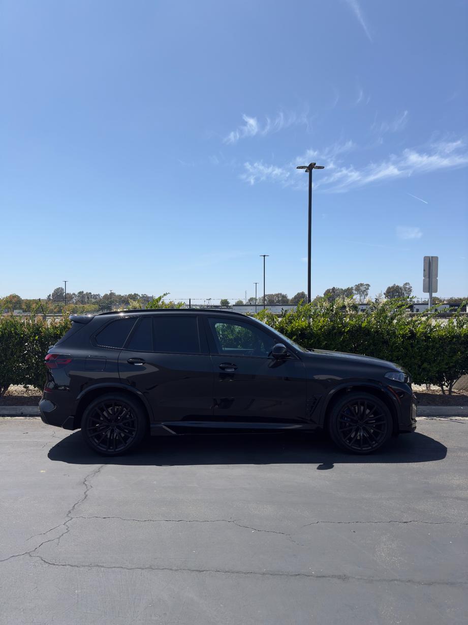 MP Style ABS Gloss Black Body Kit - BMW G05 X5 LCI