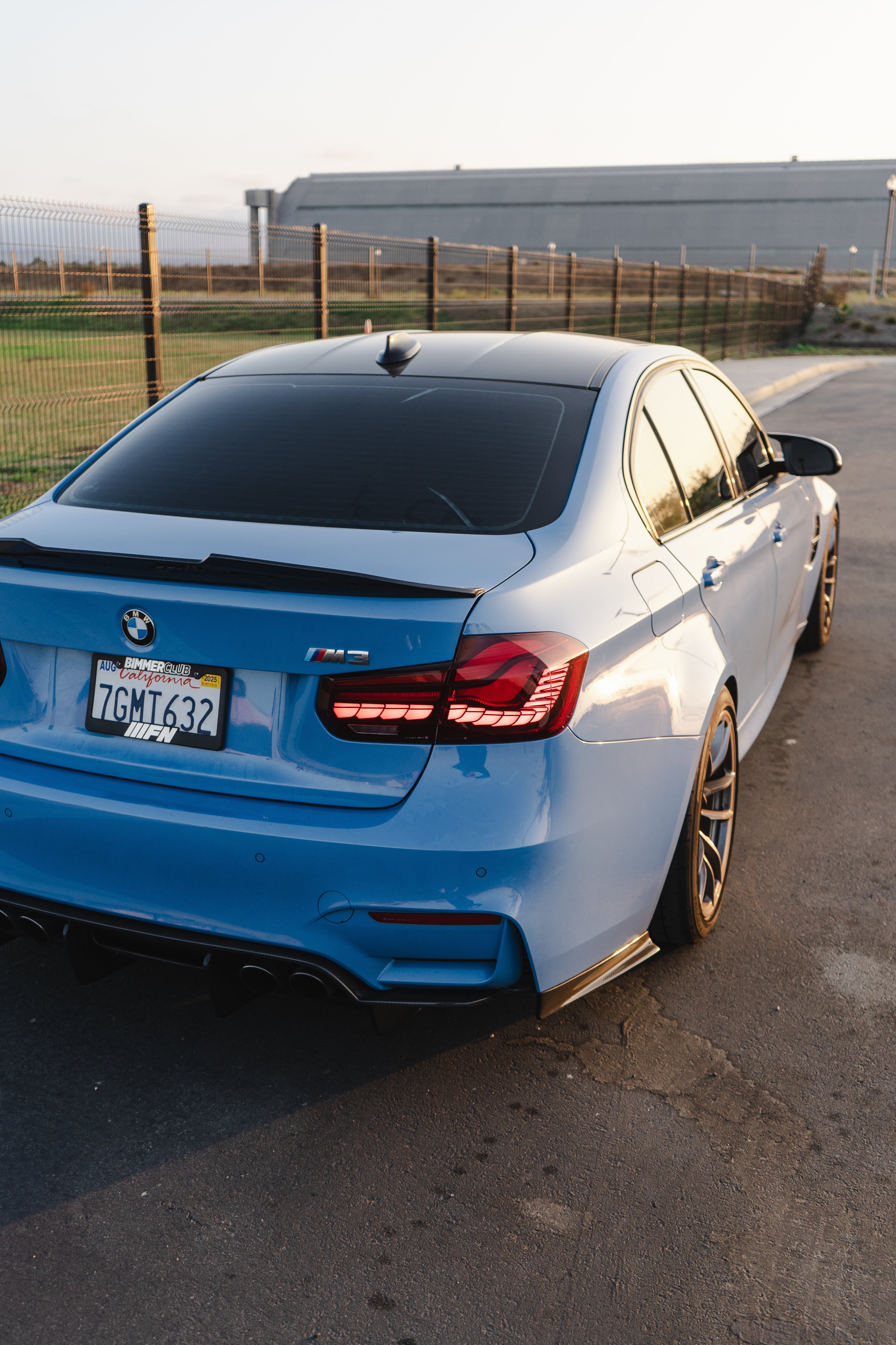 PSM Style High Kick Carbon Fiber Trunk Spoiler - BMW F80 M3 & F30 3 Series