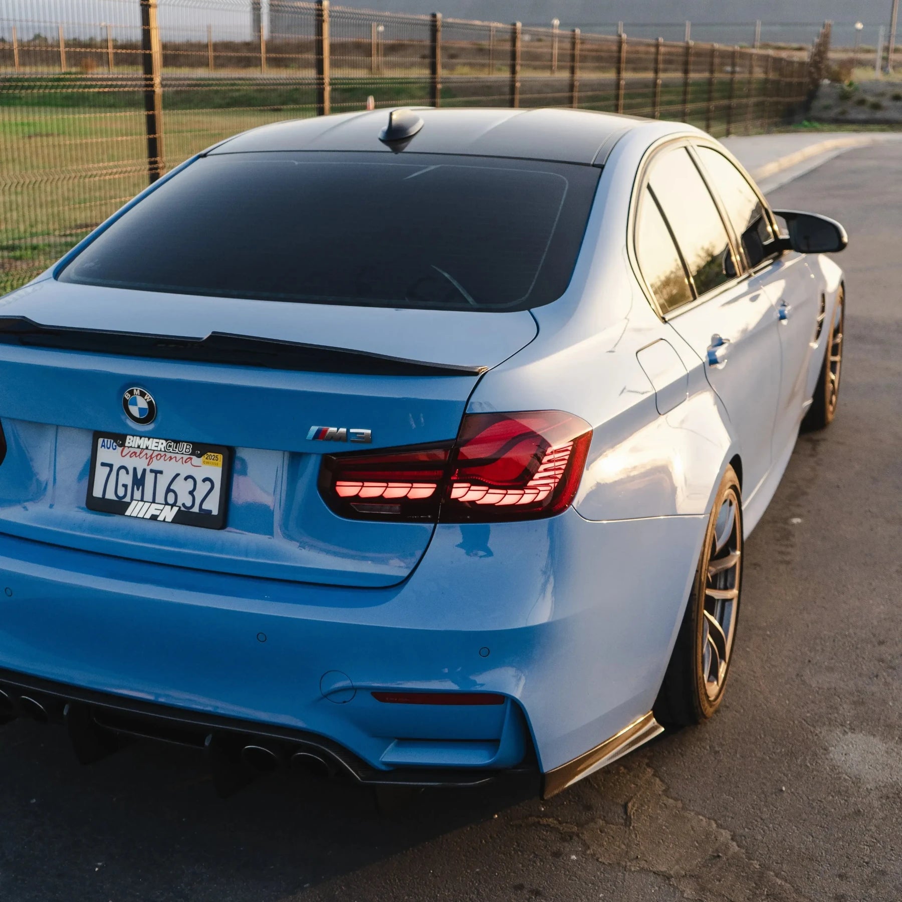 PSM Style High Kick Carbon Fiber Trunk Spoiler - BMW F80 M3 & F30 3 Series