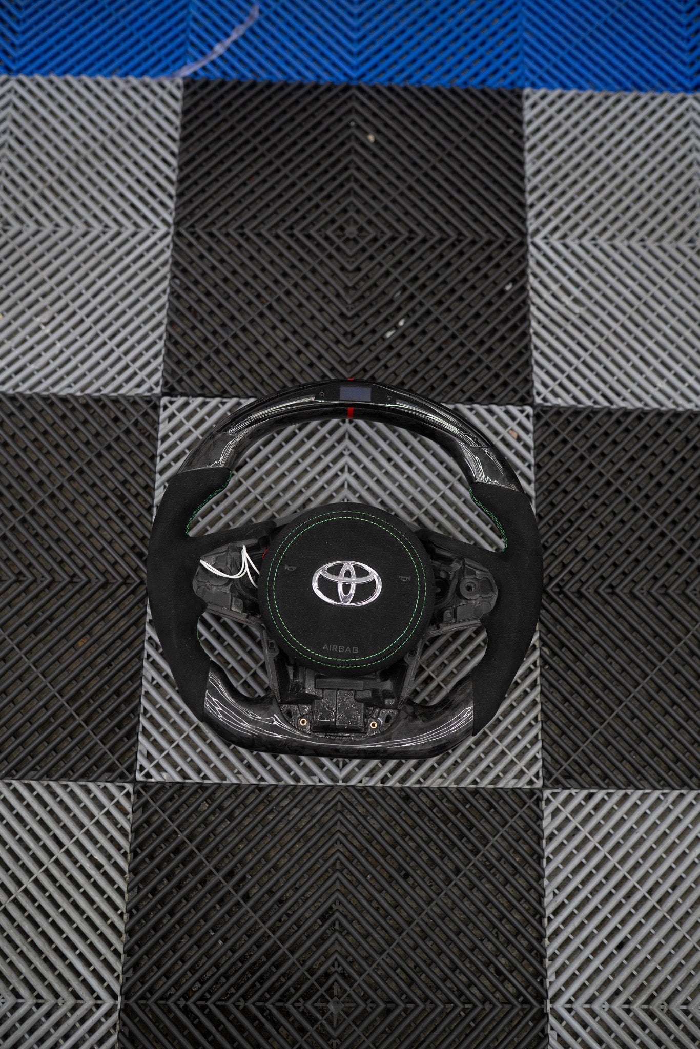 Pre-Configured Carbon Fiber Steering Wheel – Ready to Ship Today