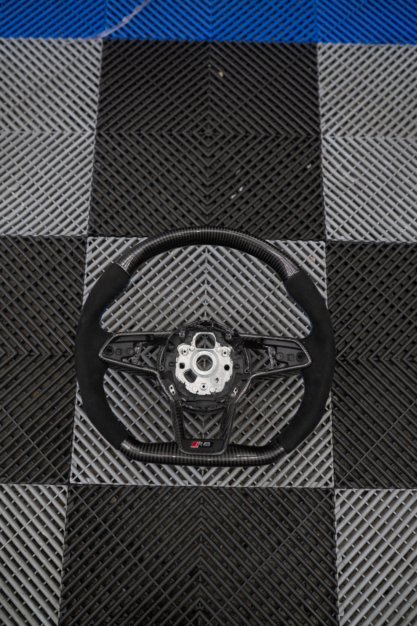 Pre-Configured Carbon Fiber Steering Wheel – Ready to Ship Today