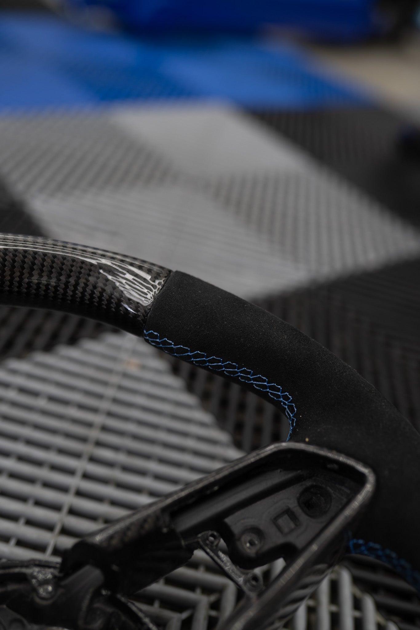 Pre-Configured Carbon Fiber Steering Wheel – Ready to Ship Today