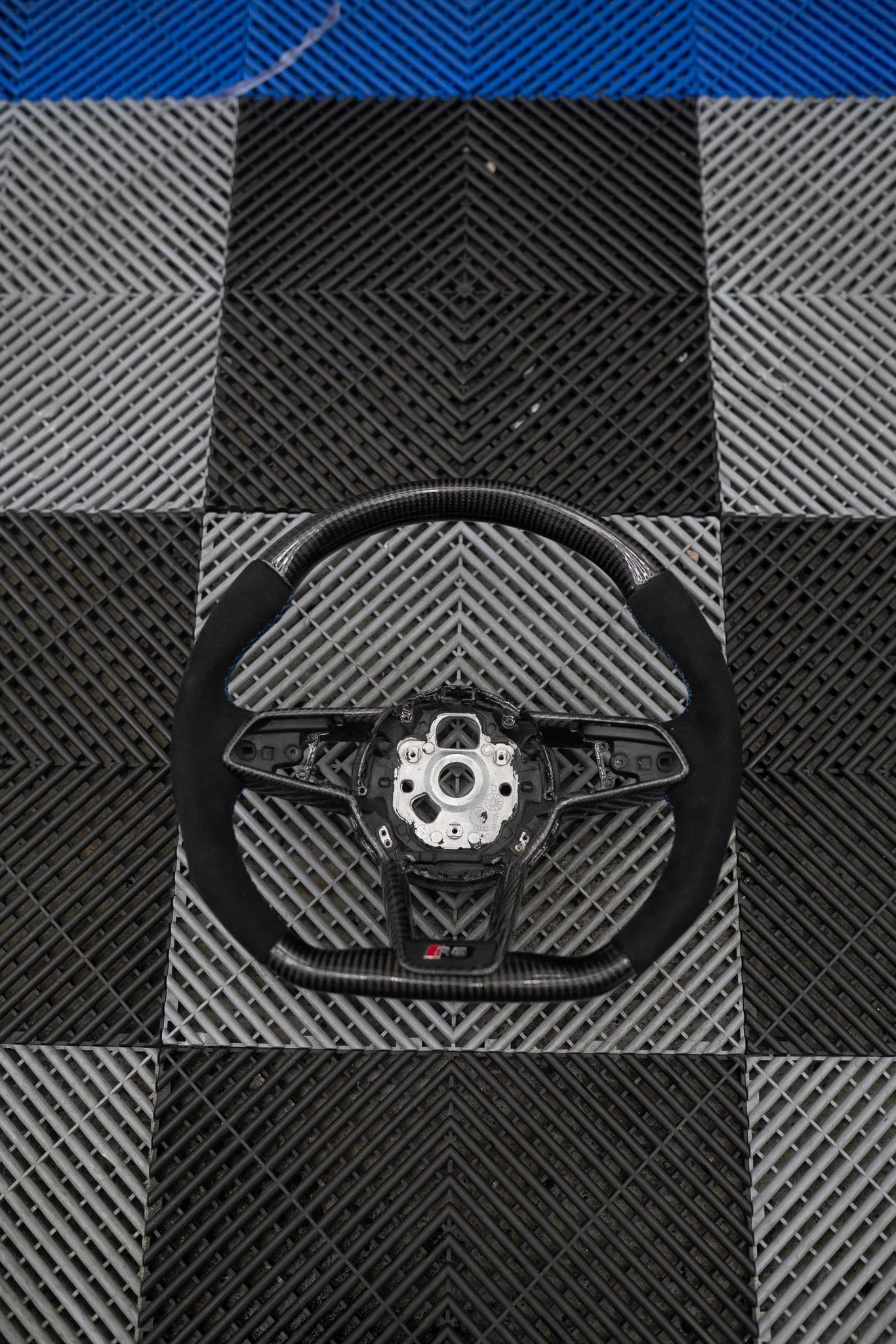 Pre-Configured Carbon Fiber Steering Wheel – Ready to Ship Today