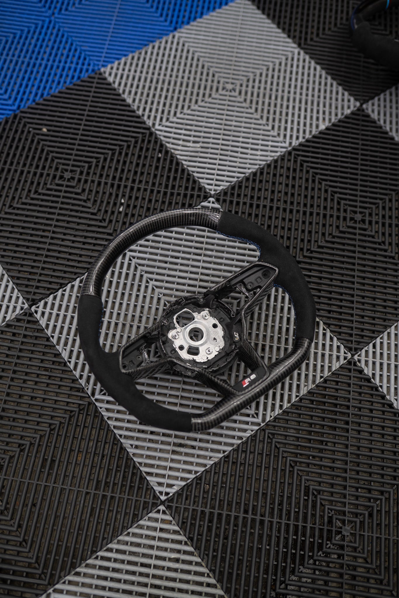 Pre-Configured Carbon Fiber Steering Wheel – Ready to Ship Today
