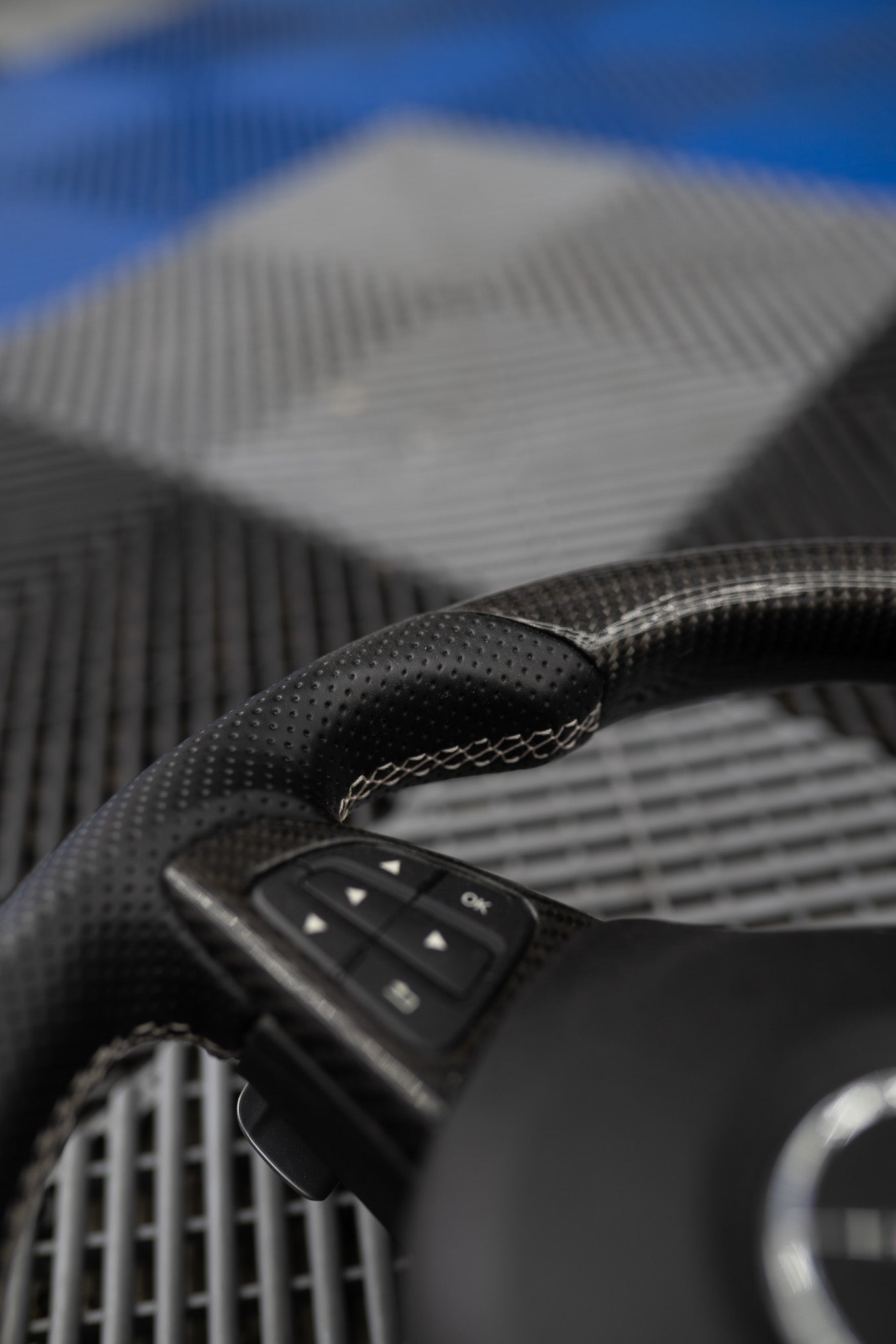 Pre-Configured Carbon Fiber Steering Wheel – Ready to Ship Today