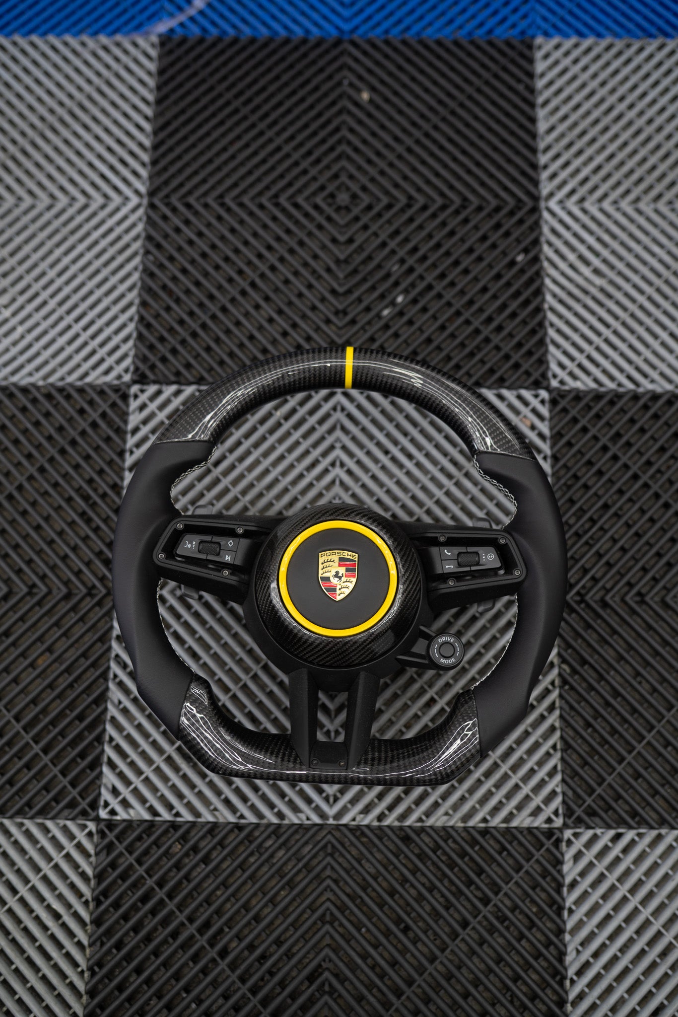 Pre-Configured Carbon Fiber Steering Wheel – Ready to Ship Today