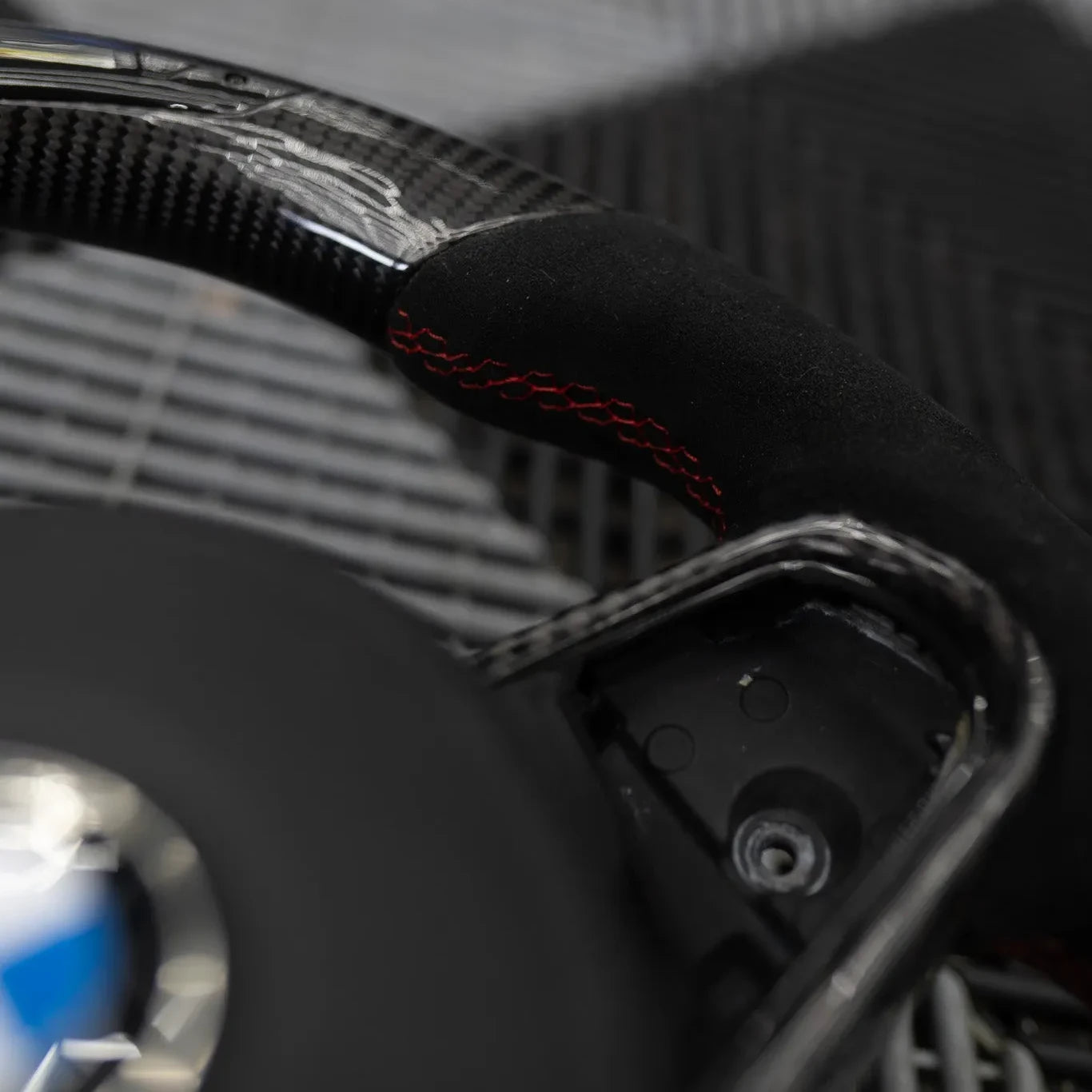 Pre-Configured Carbon Fiber Steering Wheel – Ready to Ship Today