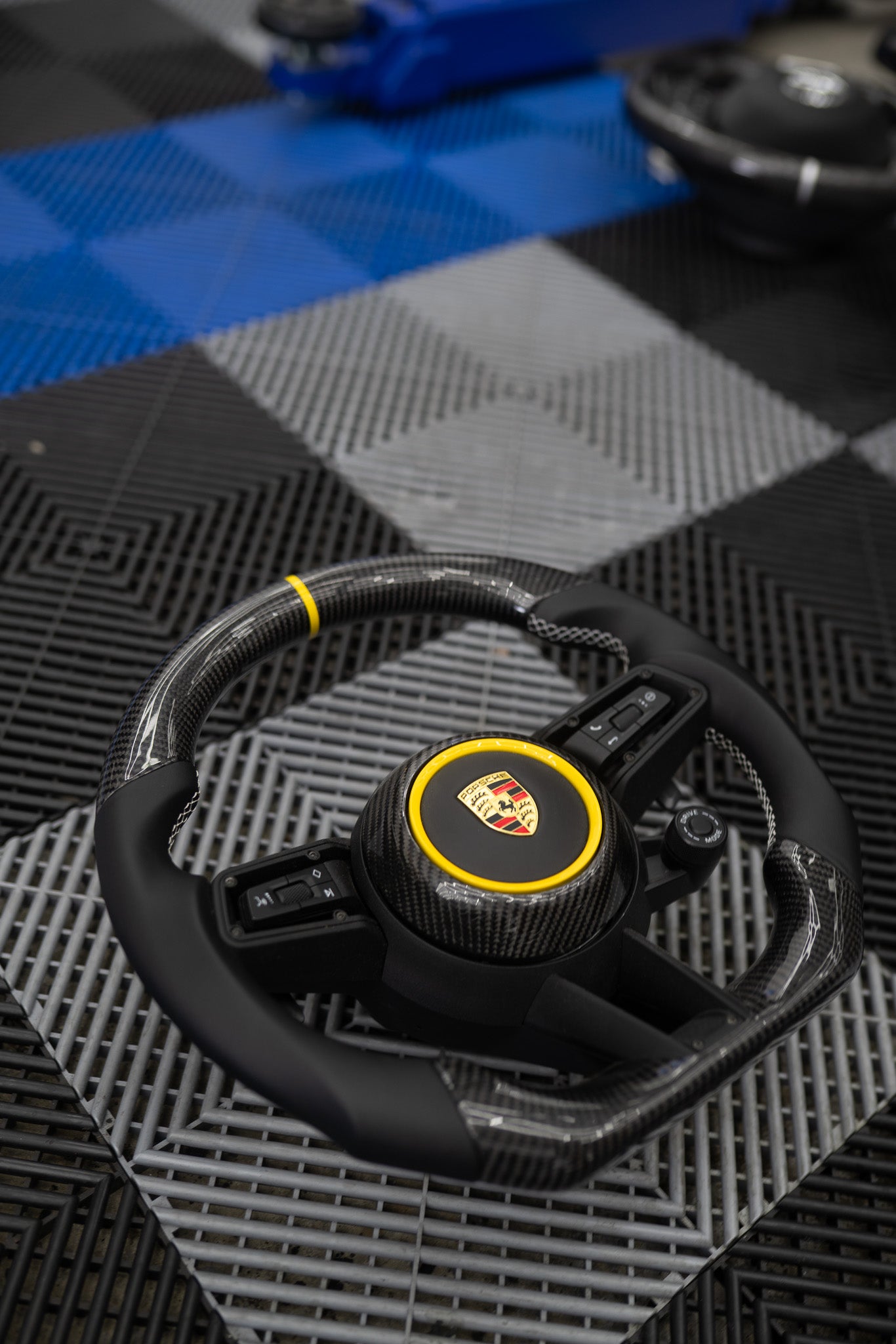 Pre-Configured Carbon Fiber Steering Wheel – Ready to Ship Today