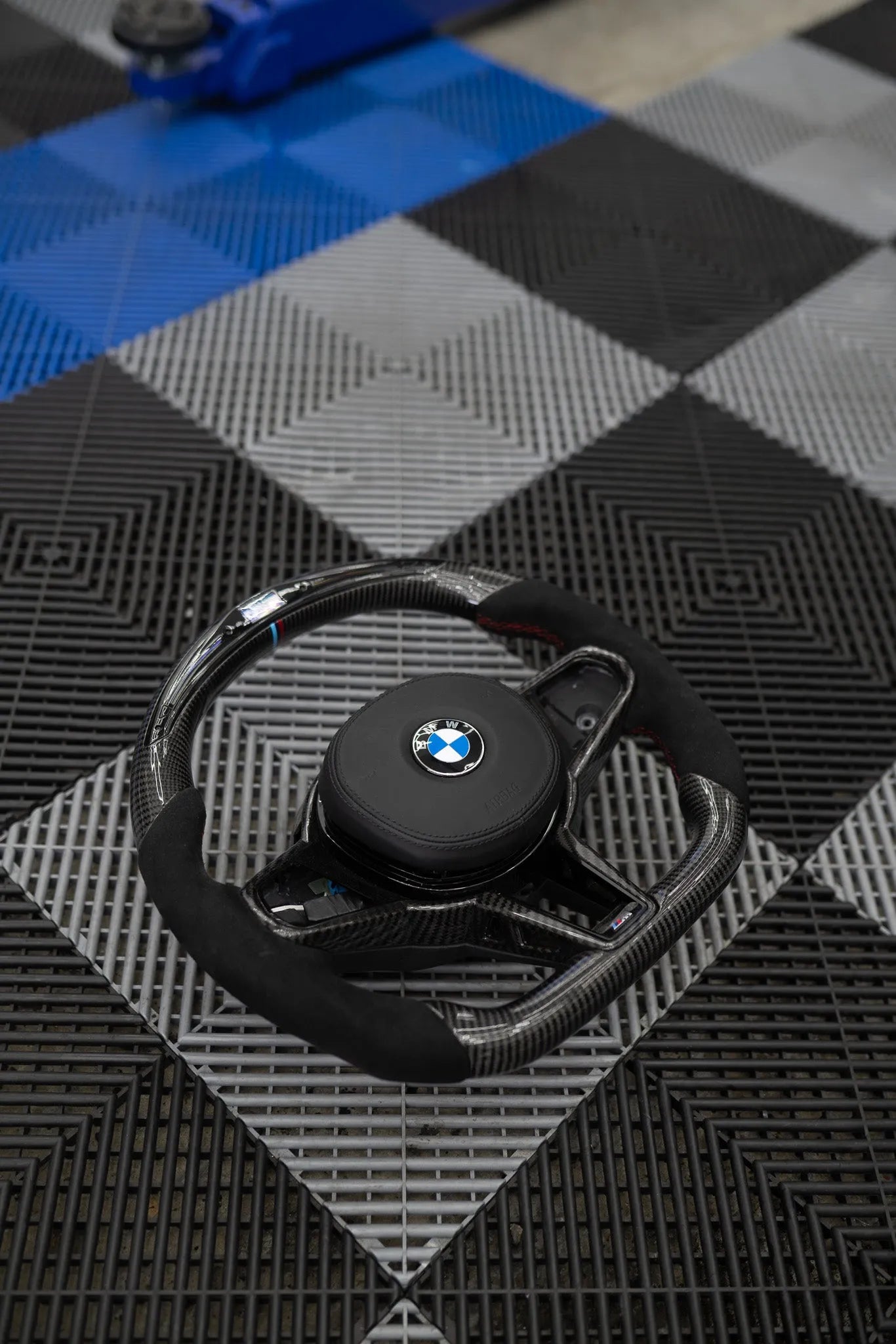 Pre-Configured Carbon Fiber Steering Wheel – Ready to Ship Today