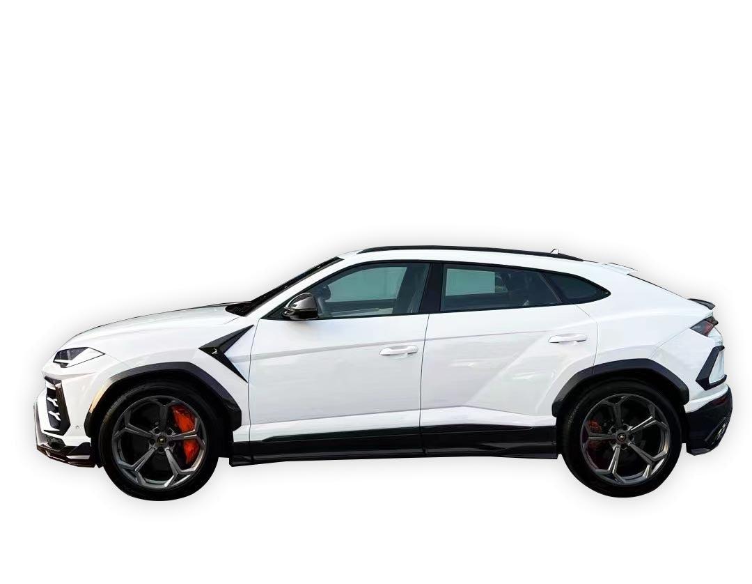 TC Style Carbon Fiber Body Kit - Lamborghini Urus