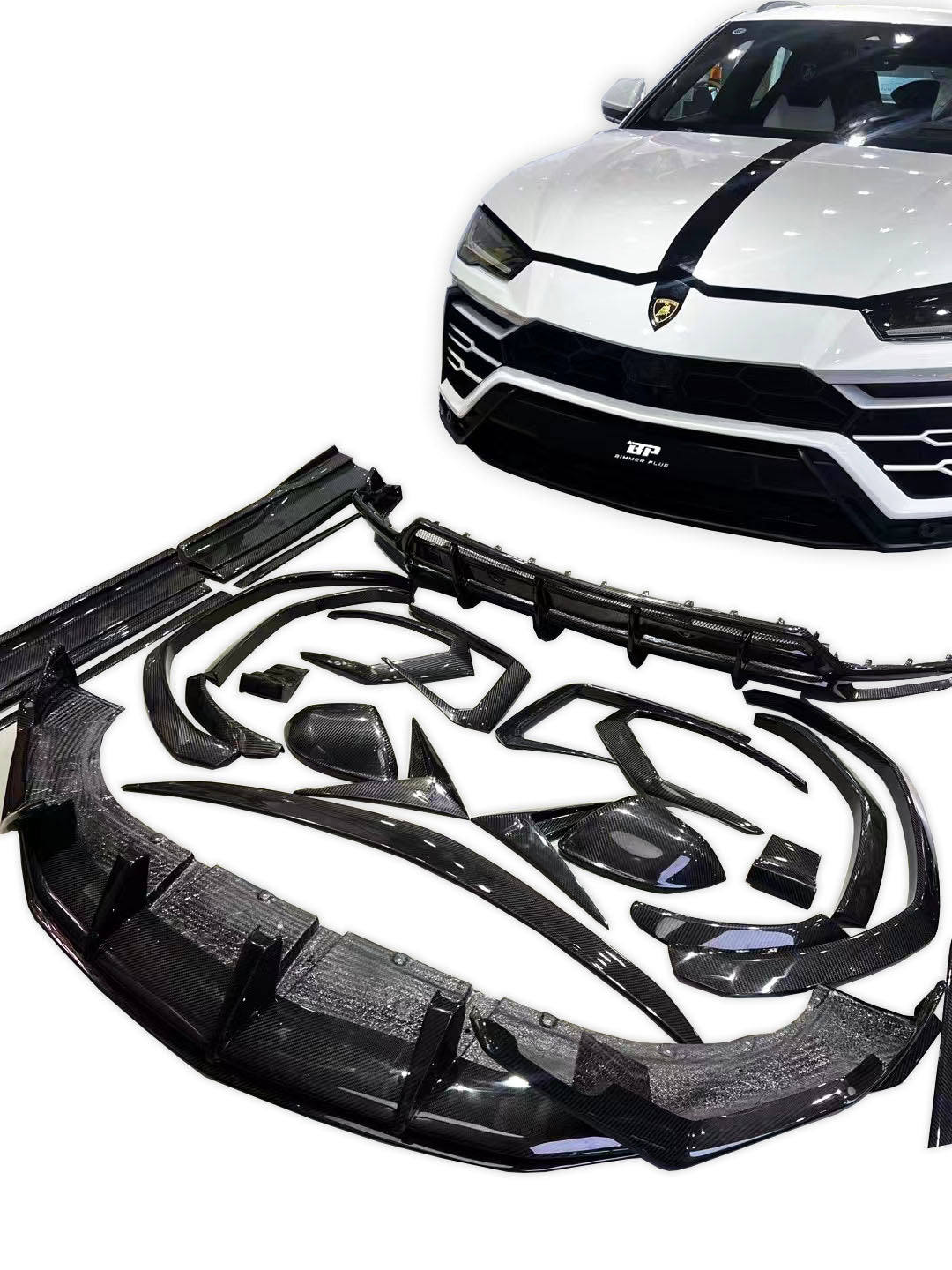 TC Style Carbon Fiber Body Kit - Lamborghini Urus