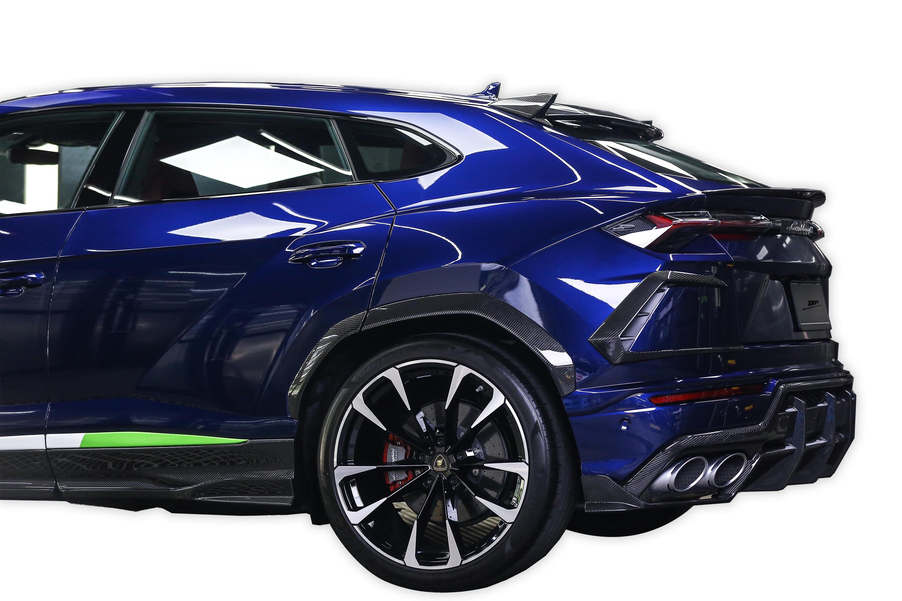 TC Style Carbon Fiber Body Kit - Lamborghini Urus