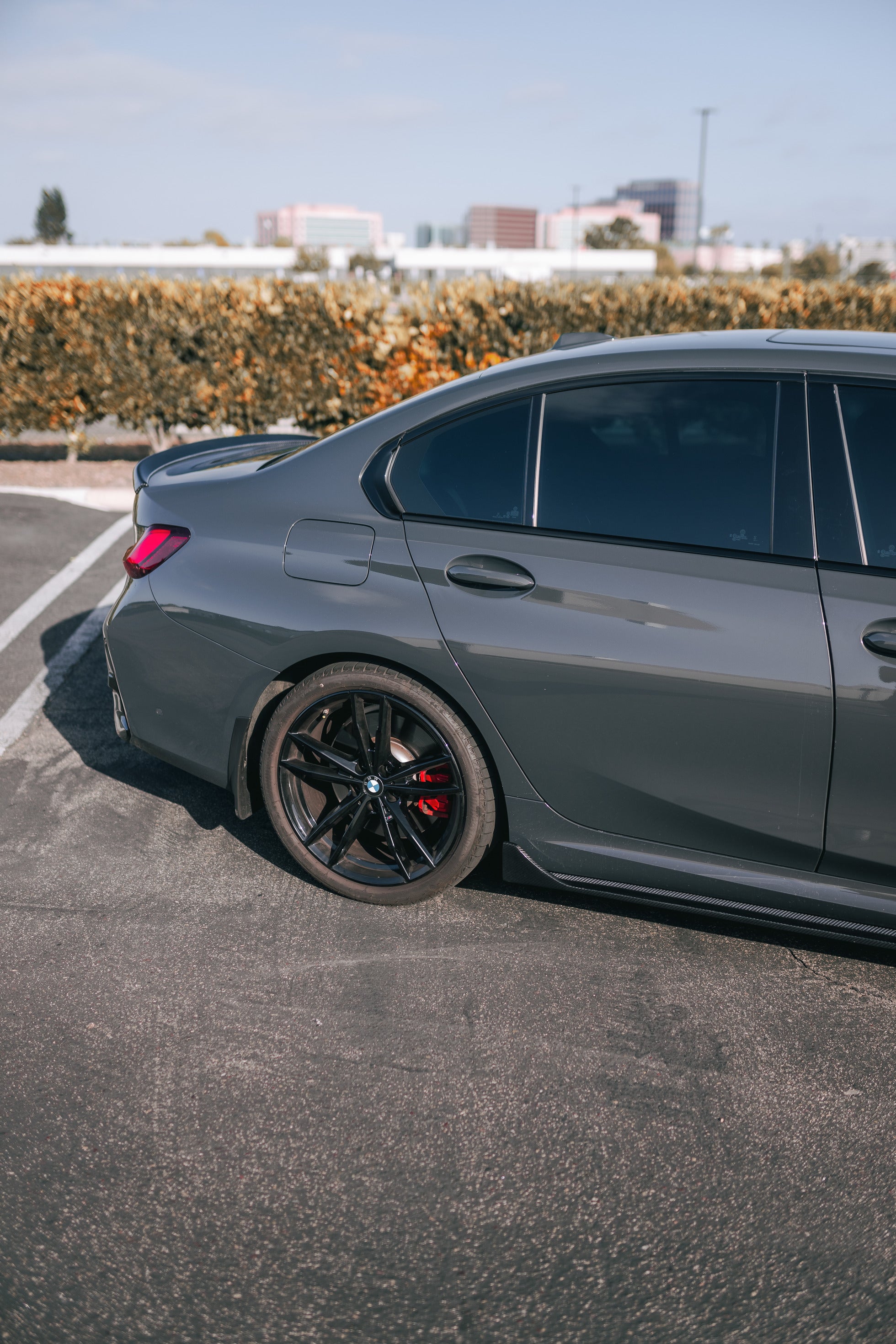 TK Style Carbon Fiber Side Skirts - BMW G20 3 Series