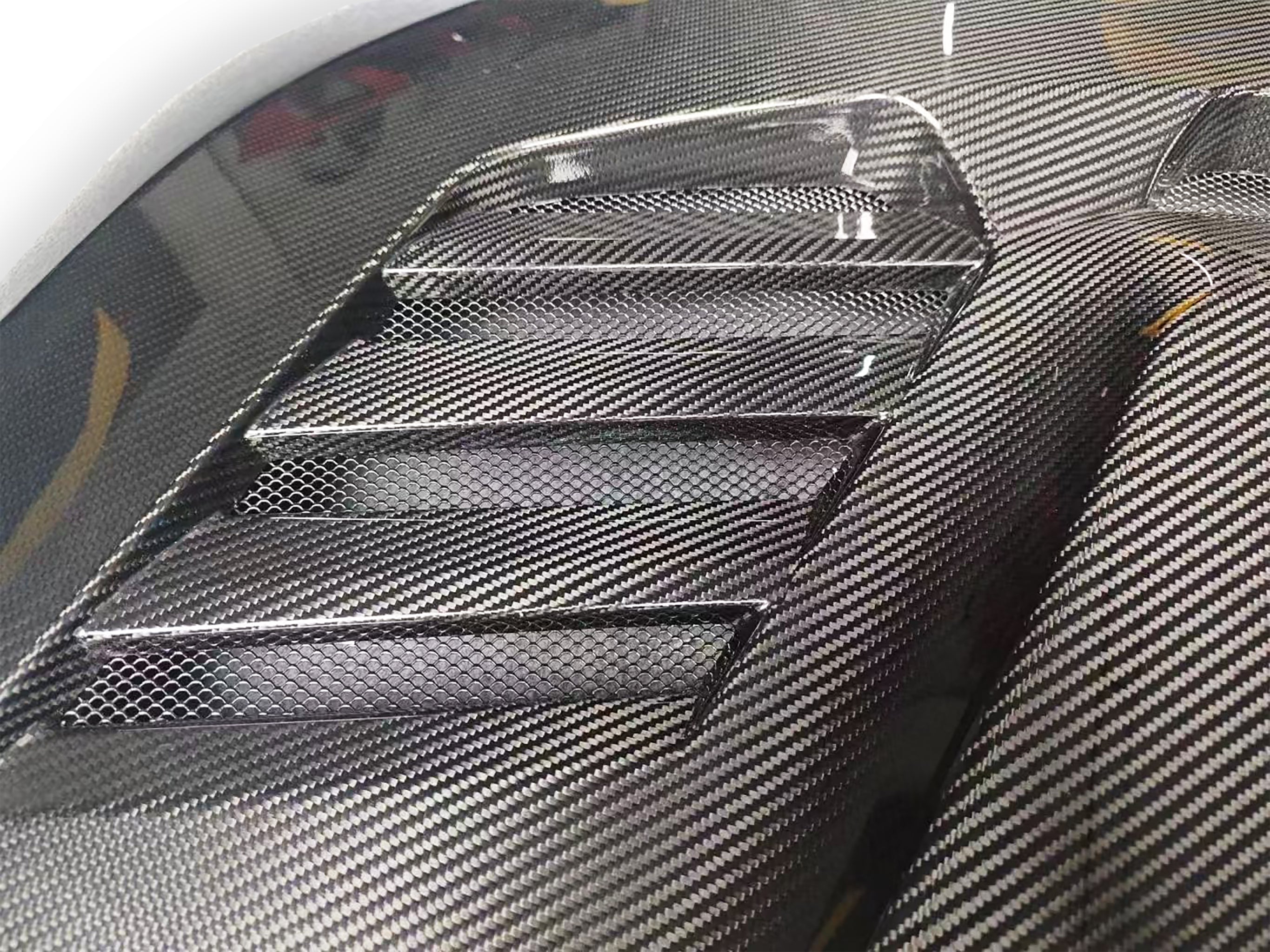 V Style Carbon Fiber Front Hood - BMW G87 M2 & G42 2 Series