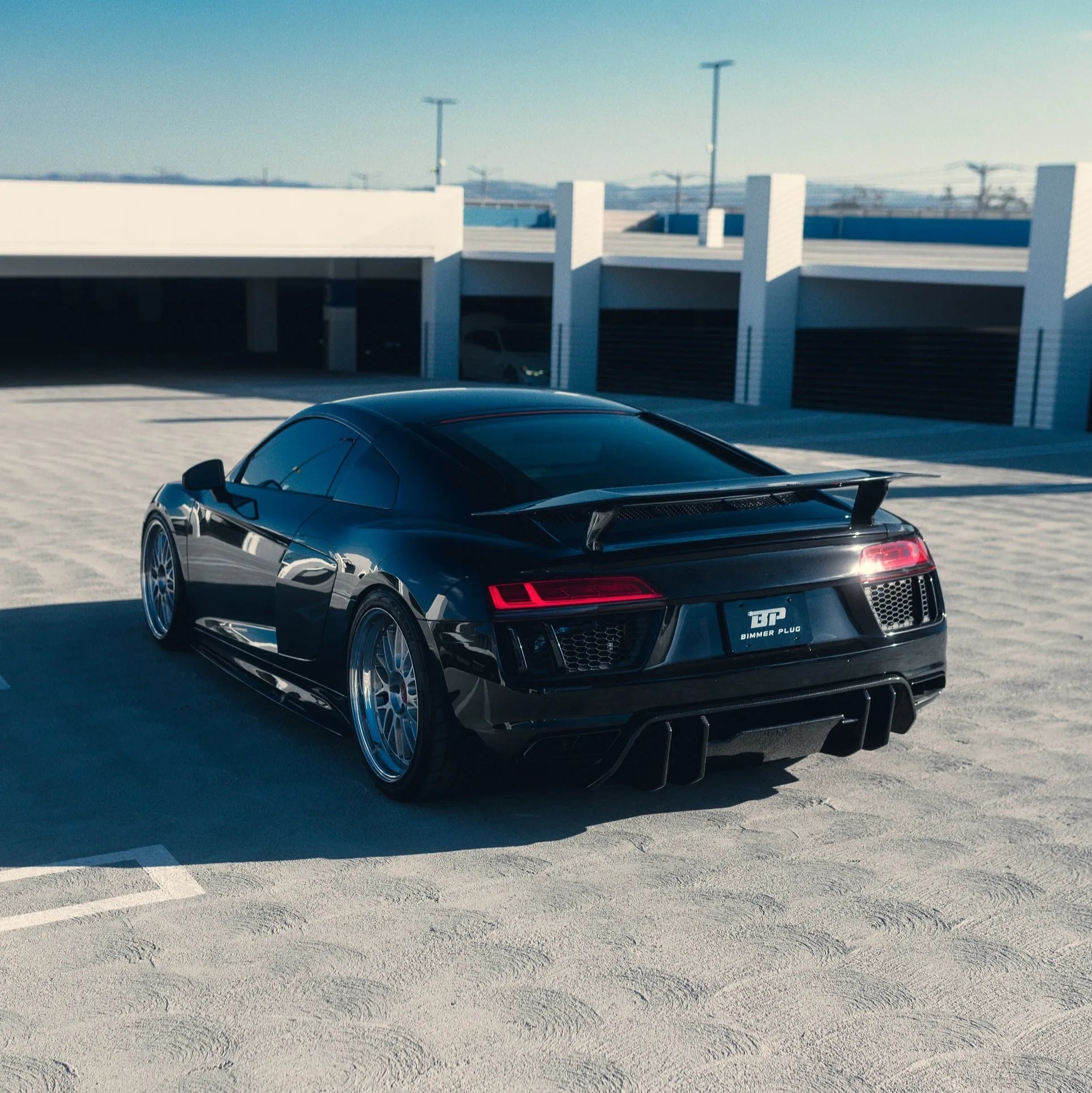 V Style Carbon Fiber Rear Diffuser - Audi R8 V10 Gen 2