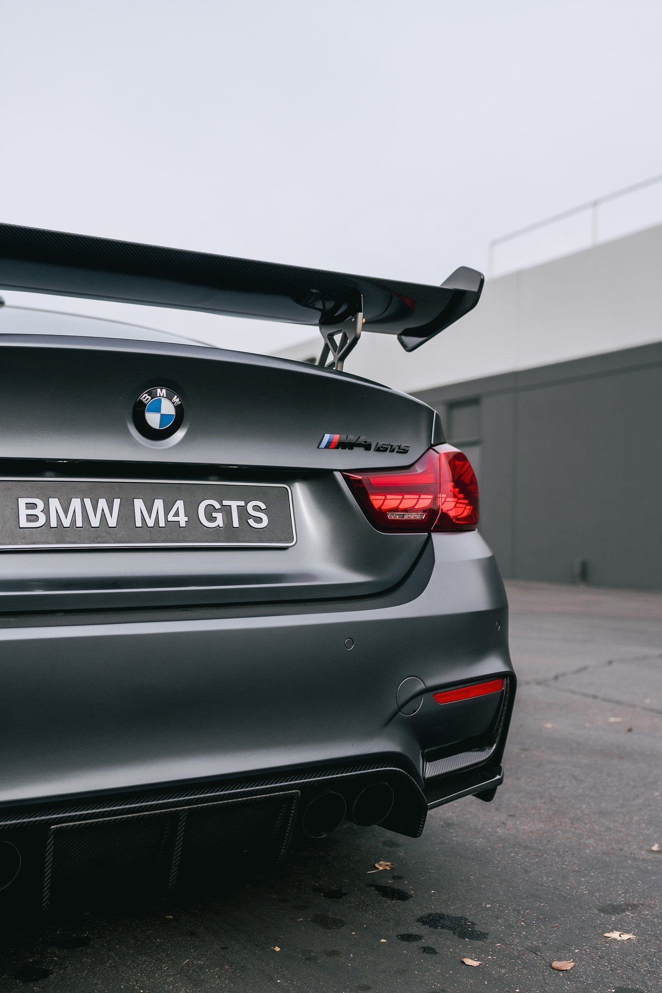 V Style Carbon Fiber Rear Diffuser - BMW F80 M3 & F82/F83 M4