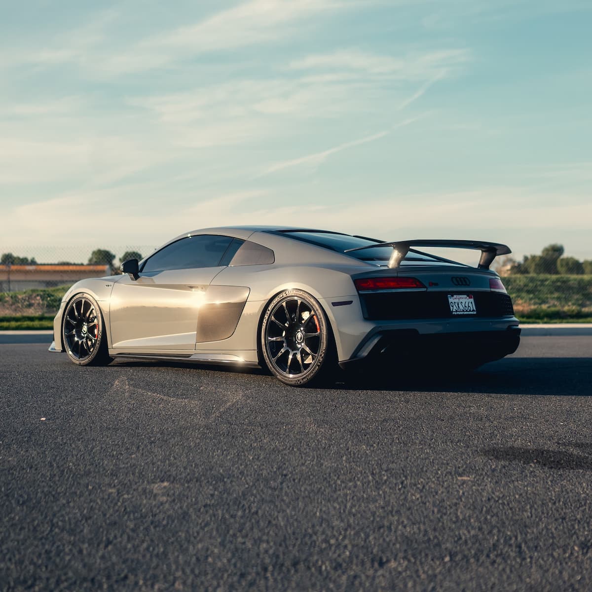 V Style Carbon Fiber Wing - Audi R8 V10 Gen 2